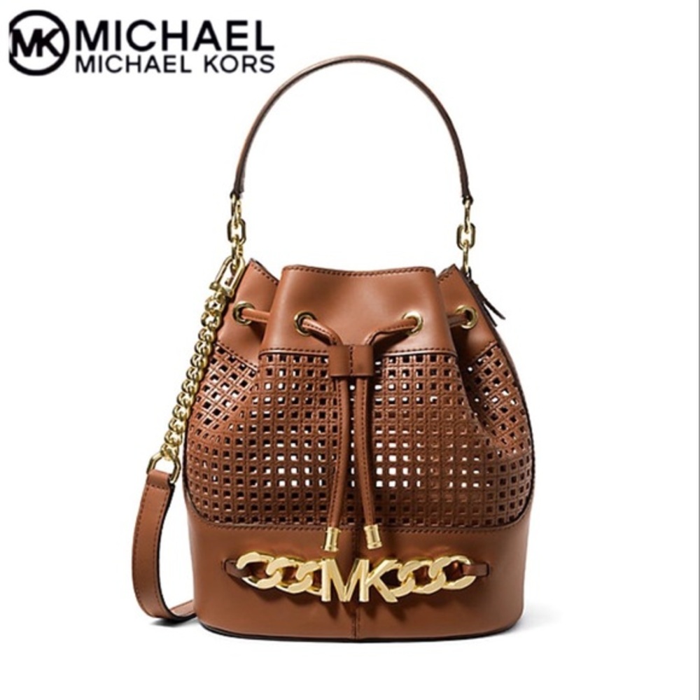 NWT‎ MICHAEL MICHAEL KORS Devon Medium Perforated Leather Bucket Bag